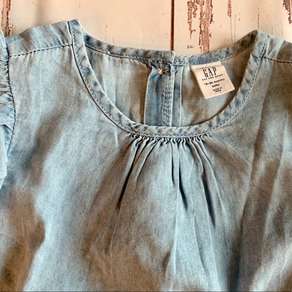 Gap Toddler denim wash long sleeve shirt. - Picture 2 of 5